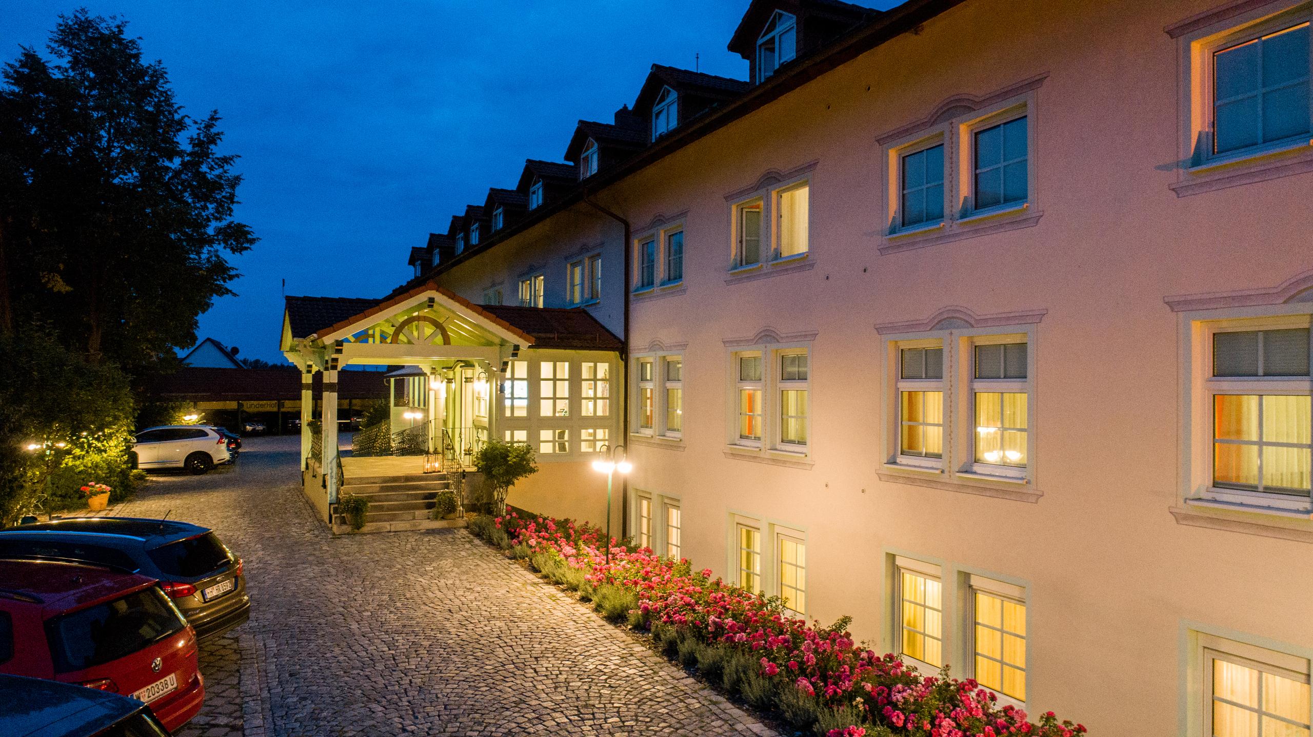 Hotel Linderhof Erfurt Esterno foto